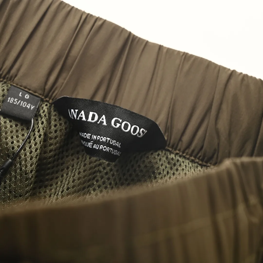 （ ） CANADA GOOSE CG ， ， ， ， ， ， 、 ， 。 ， ， ， 。 3D ， 12 /cm²， 、 、 ， ； ， 。 ， 5mm ， 25% Rebound ， ， 。 5cm， ， ， 。 ， ， ， 。 ， ， ， ， 。 Size：S-XL